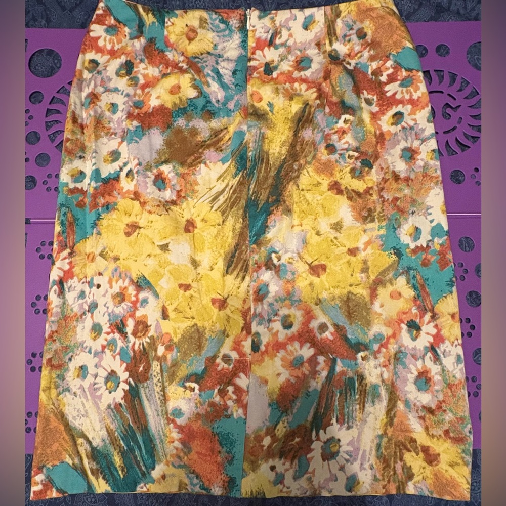 Sunny Leigh Multicolor Floral Pencil skirt